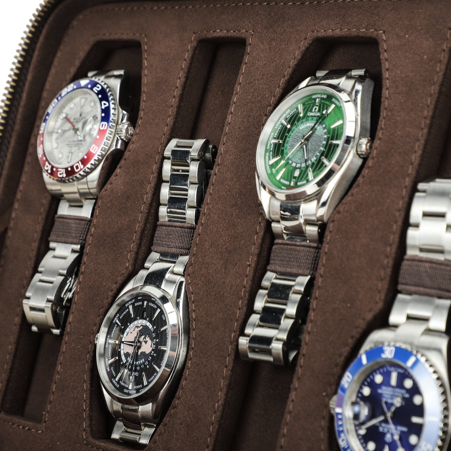 Timezone - Leren Reisetui voor 8 Horloges + pasjes en paspoort.